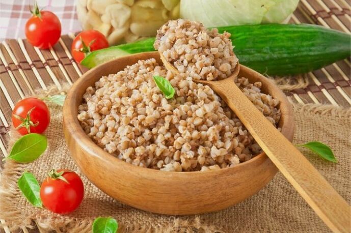 porridge di grano saraceno e verdure per dimagrire
